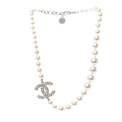 Chanel Graduated Pearl CC Short Necklace Gold 3 of 5