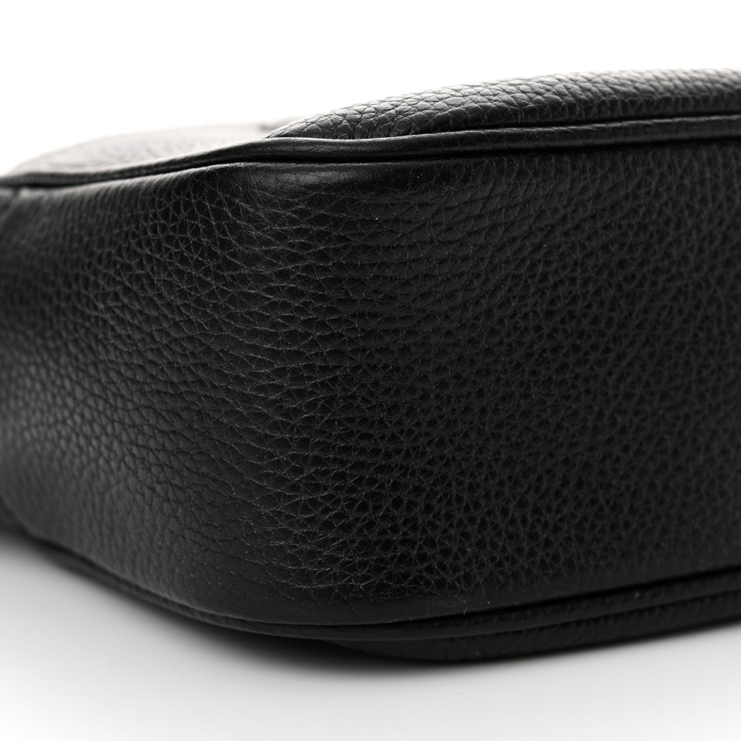 Gucci Pebbled Calfskin Small Soho Disco Bag Black 8 of 11