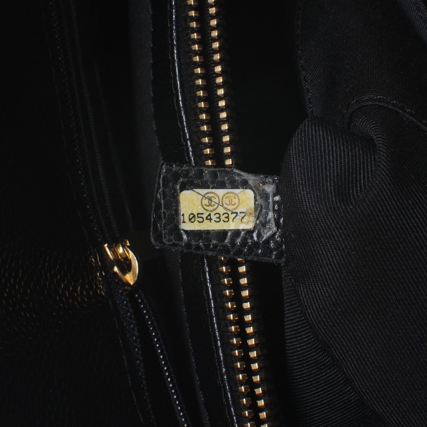 Caviar Quilted Grand Shopping Tote GST Black