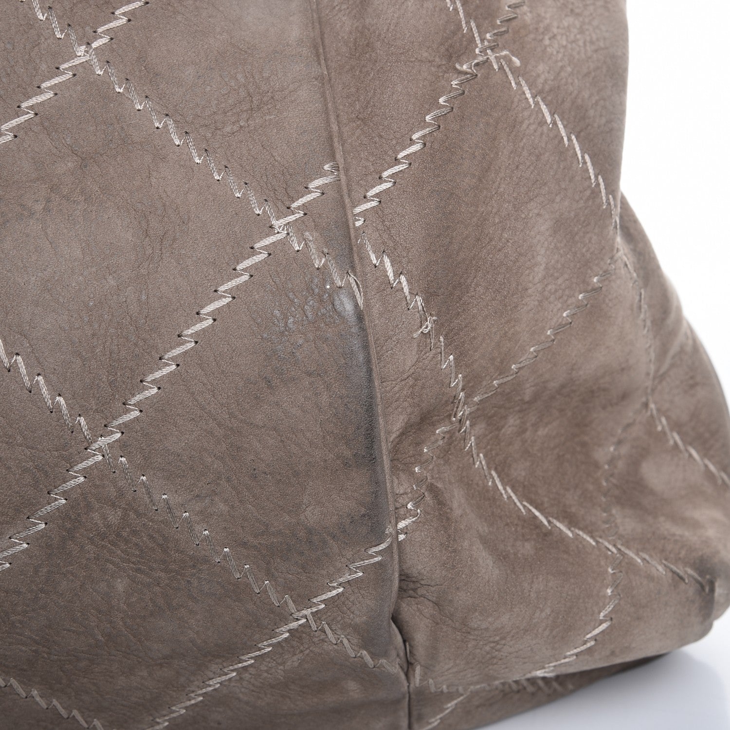 Chanel Suede Darjeeling Hobo Light Grey 16 of 16