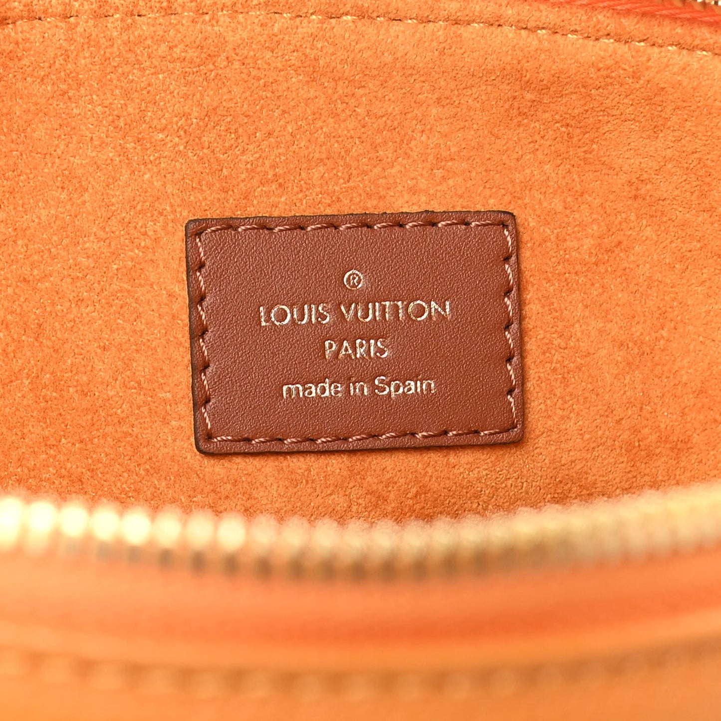 Monogram V Tote MM Safran
