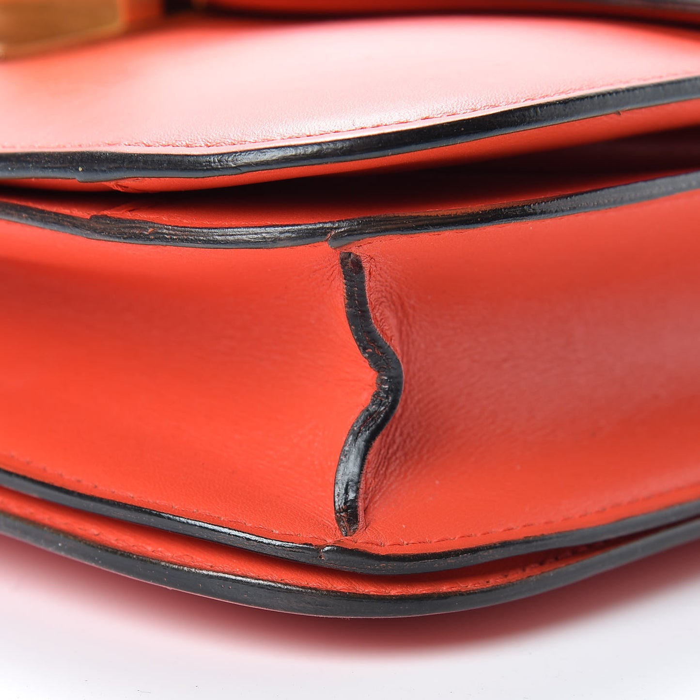 Box Calfskin Medium Classic Box Flap Bag Poppy