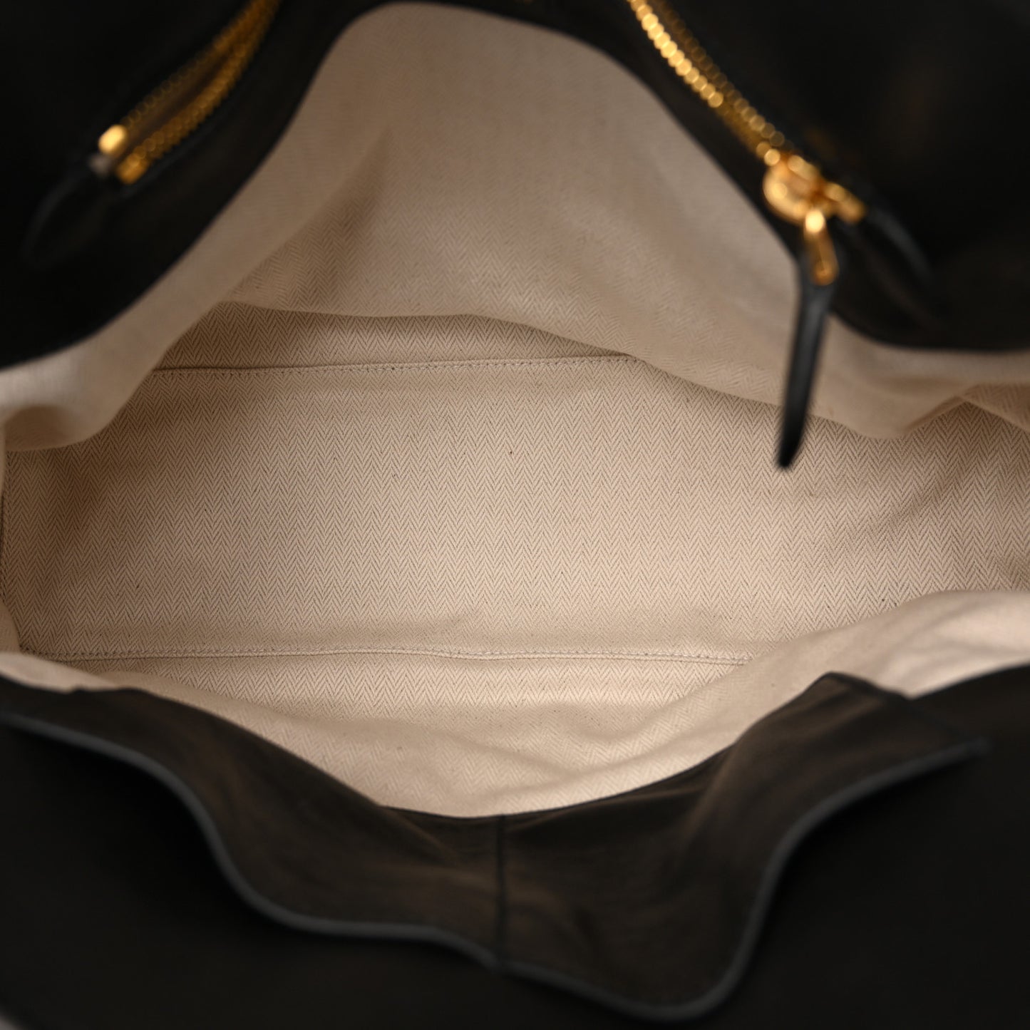 Nappa Medium Aventure Bag Black