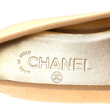 Chanel Laminated Crumpled Lambskin Grosgrain Cap Toe CC Ballerina Flats 37.5 Gold Black 9 of 12