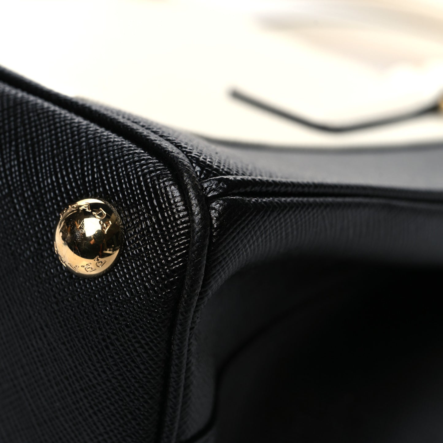 Saffiano Lux Small Bi-Color Galleria Double Zip Tote Black White