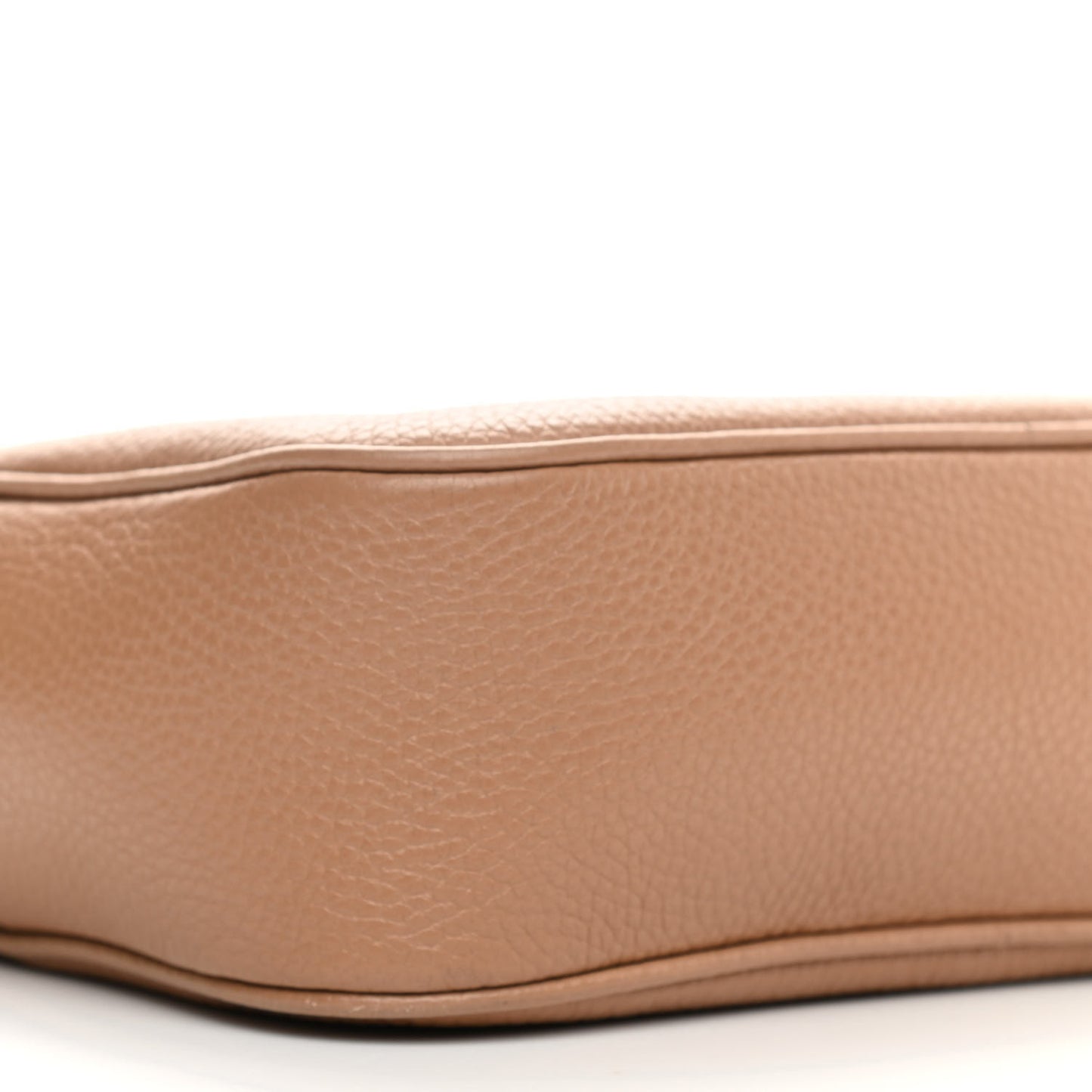 Pebbled Calfskin Small Soho Disco Bag Camelia