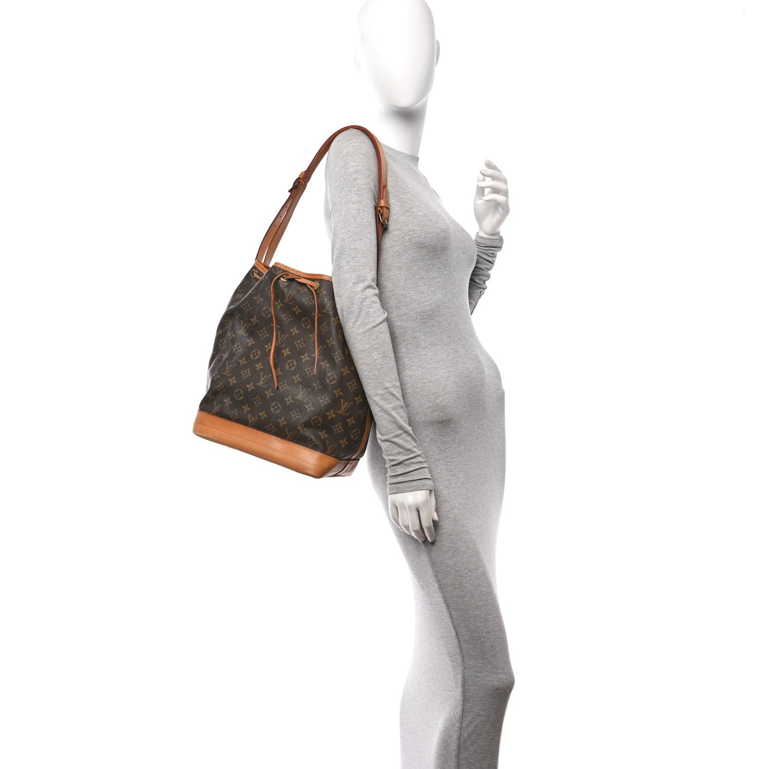 Louis Vuitton Monogram Noe 2 of 12