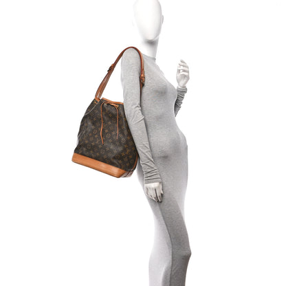 Louis Vuitton Monogram Noe 2 of 12