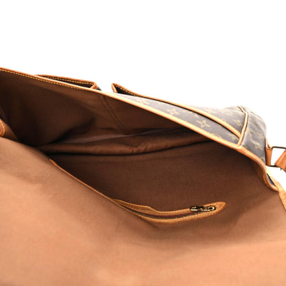 Louis Vuitton Monogram Sac Gibeciere GM 21 of 30