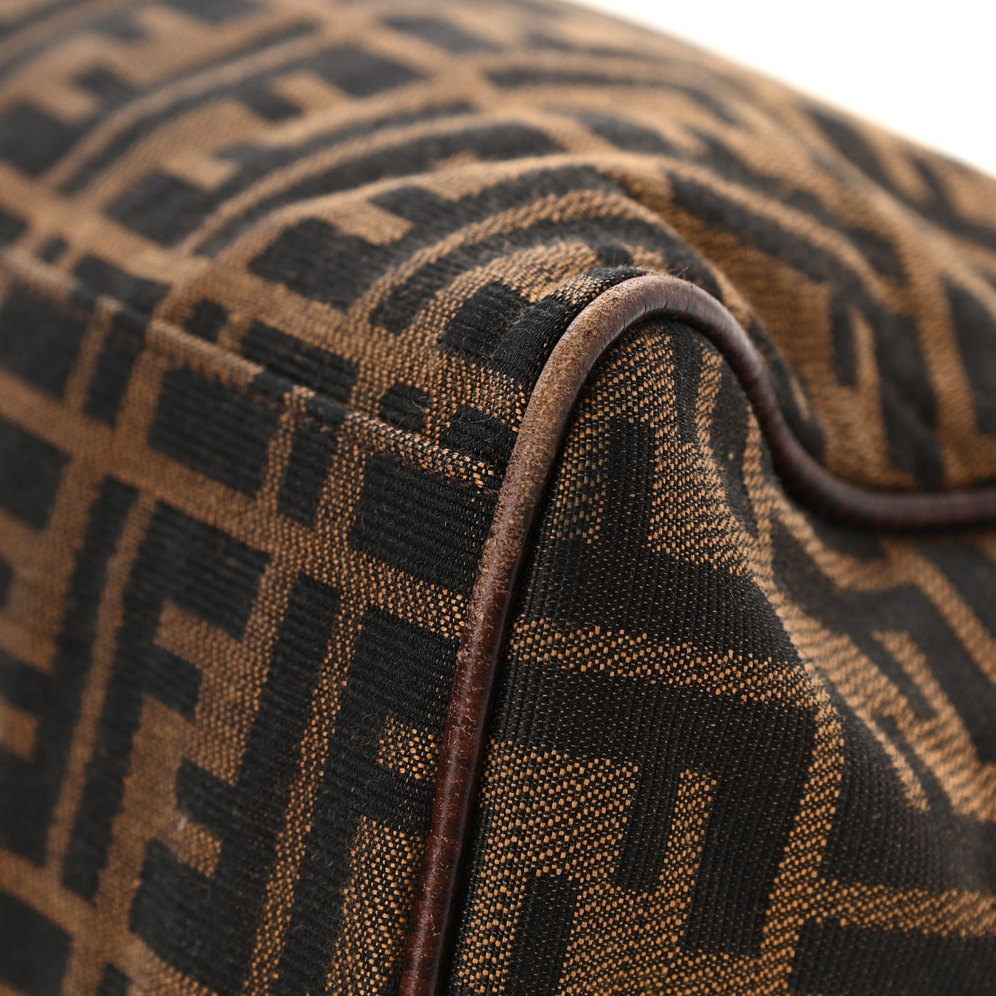 Zucca Calfskin Lizard Shoulder Bag Tobacco