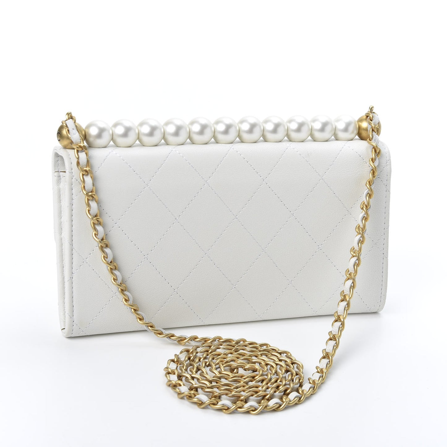 Lambskin Quilted Chic Pearls Clutch With Chain White