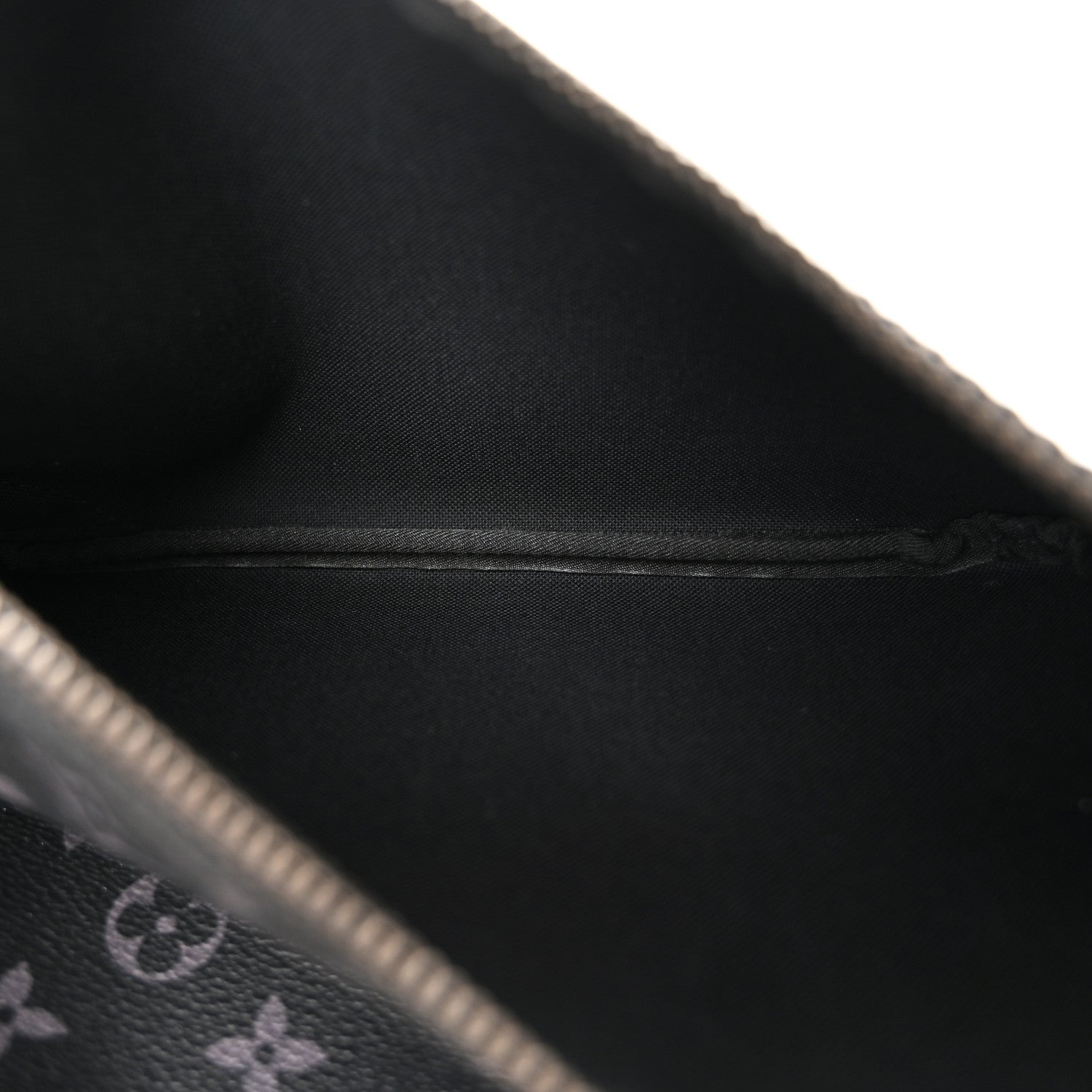 Louis Vuitton Reverse Monogram Eclipse Trio Messenger 6 of 10