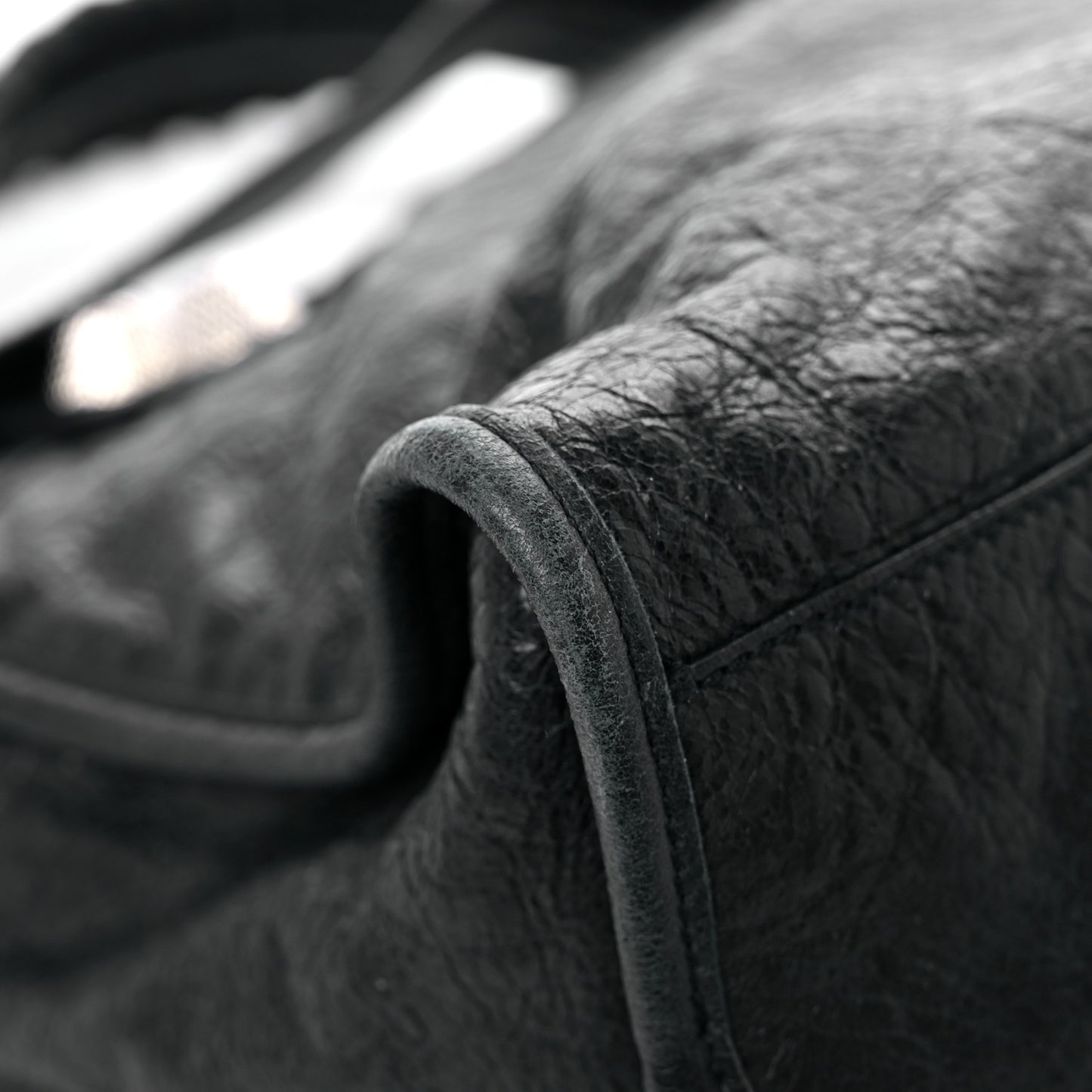 Agneau Giant 21 Silver Hardware City Black