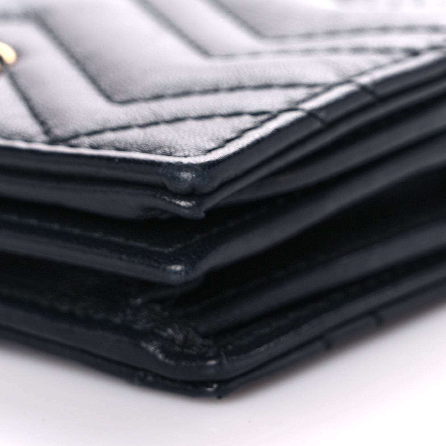 Calfskin Matelasse GG Marmont Card Case Wallet Black