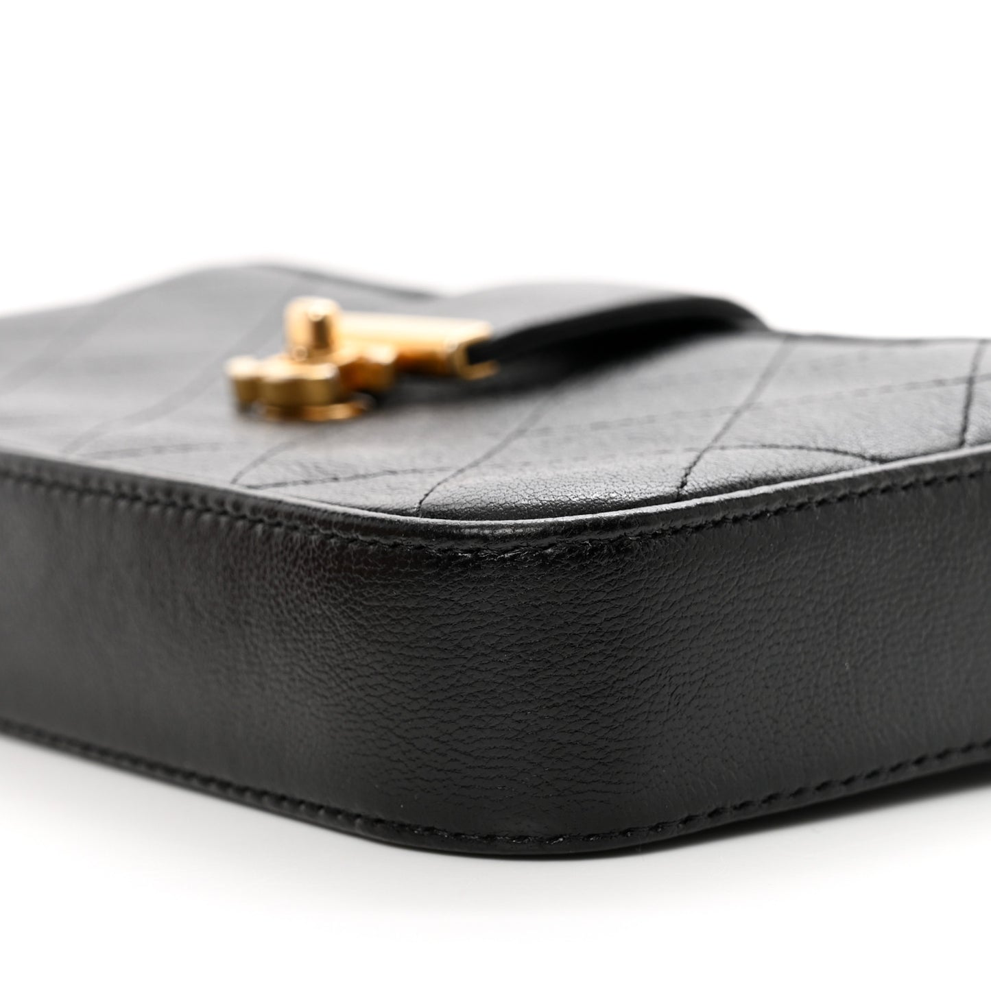 Goatskin Quilted CC Clutch With Chain Black