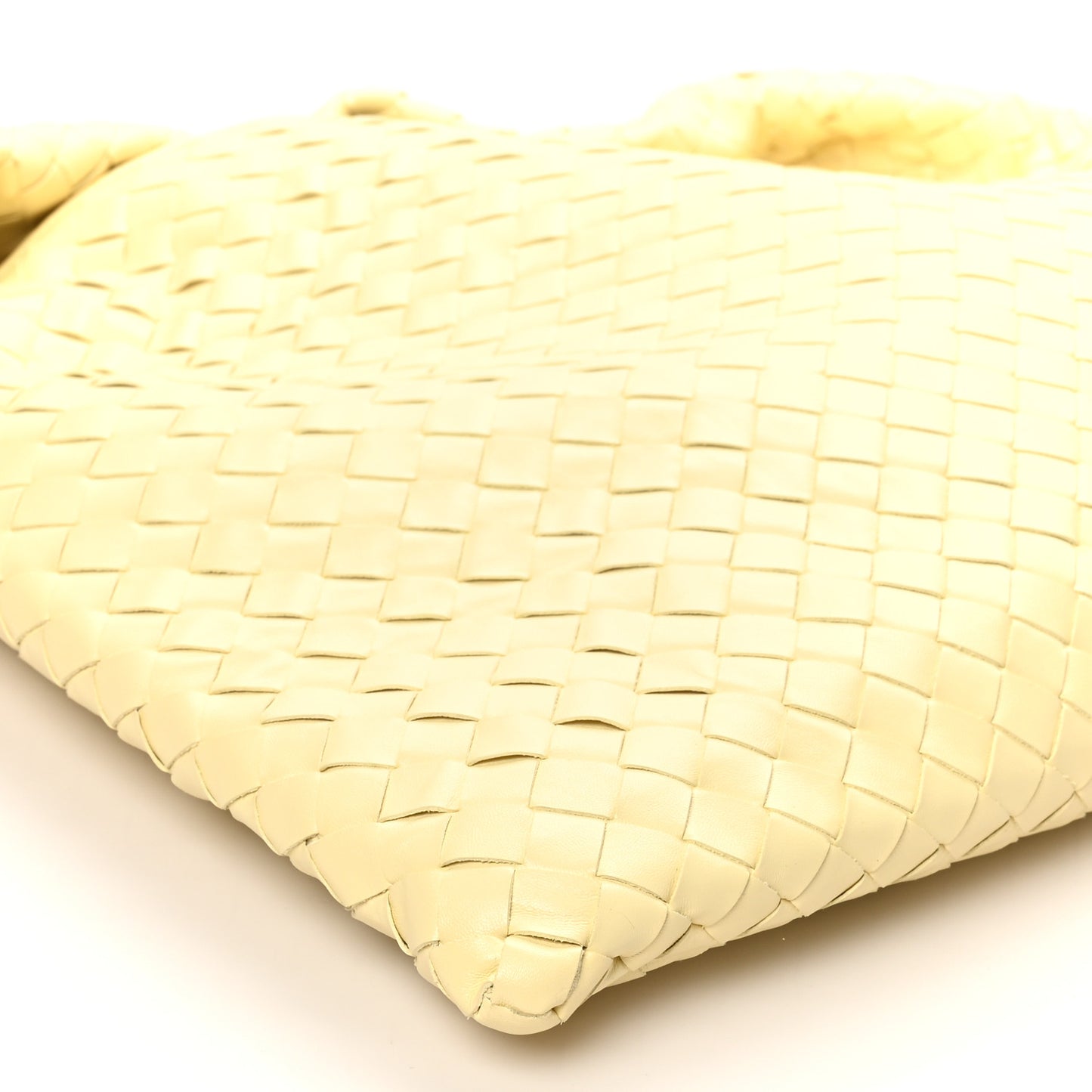 Calfskin Intrecciato Large Hop Camomile