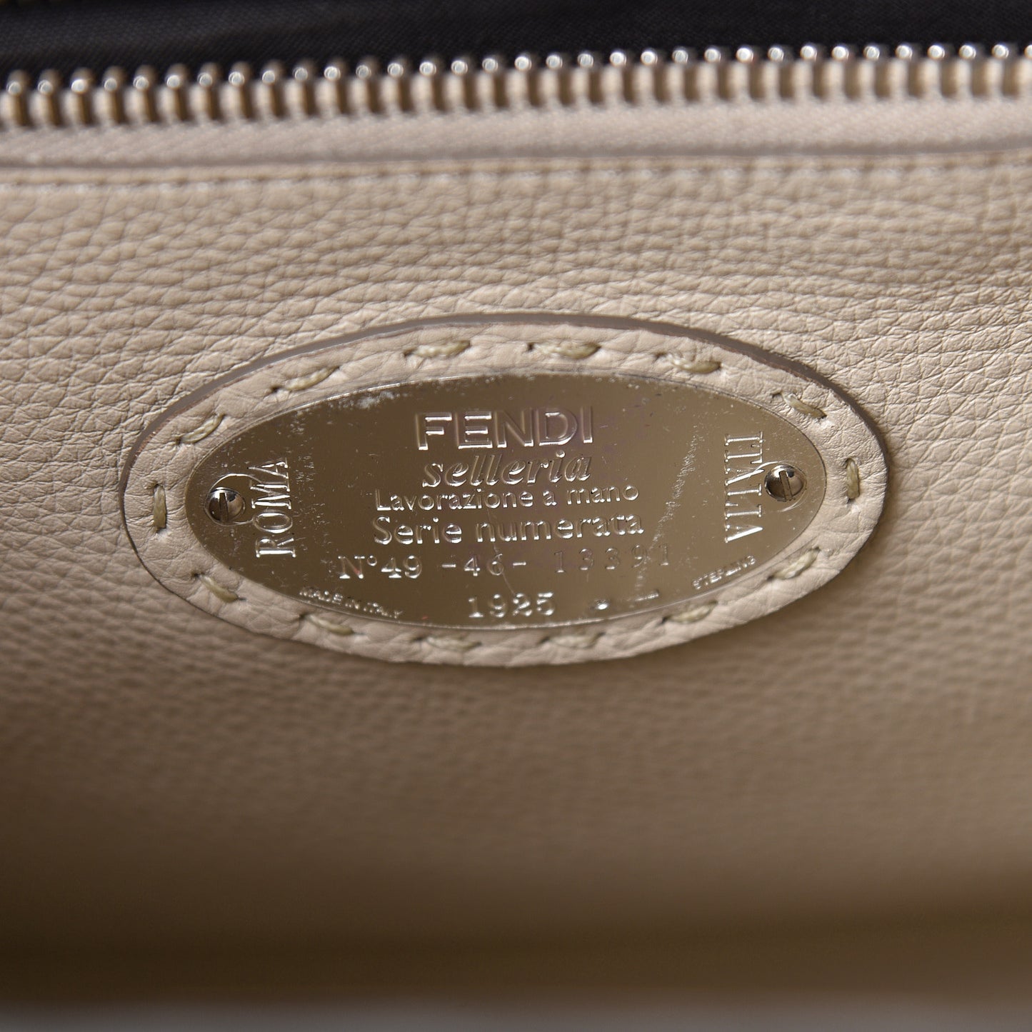 Cuoio Romano Selleria Bi-Color Large Peekaboo Iconic Satchel Asfalto Latte