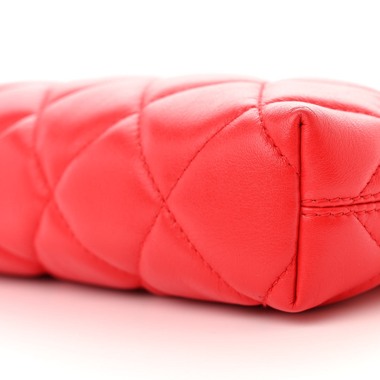Nappa Calfskin Quilted Touch B Camera Shoulder Bag Bright Red