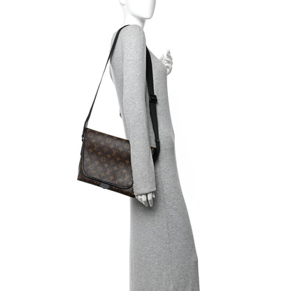 Louis Vuitton Monogram Macassar Magnetic Messenger 2 of 10