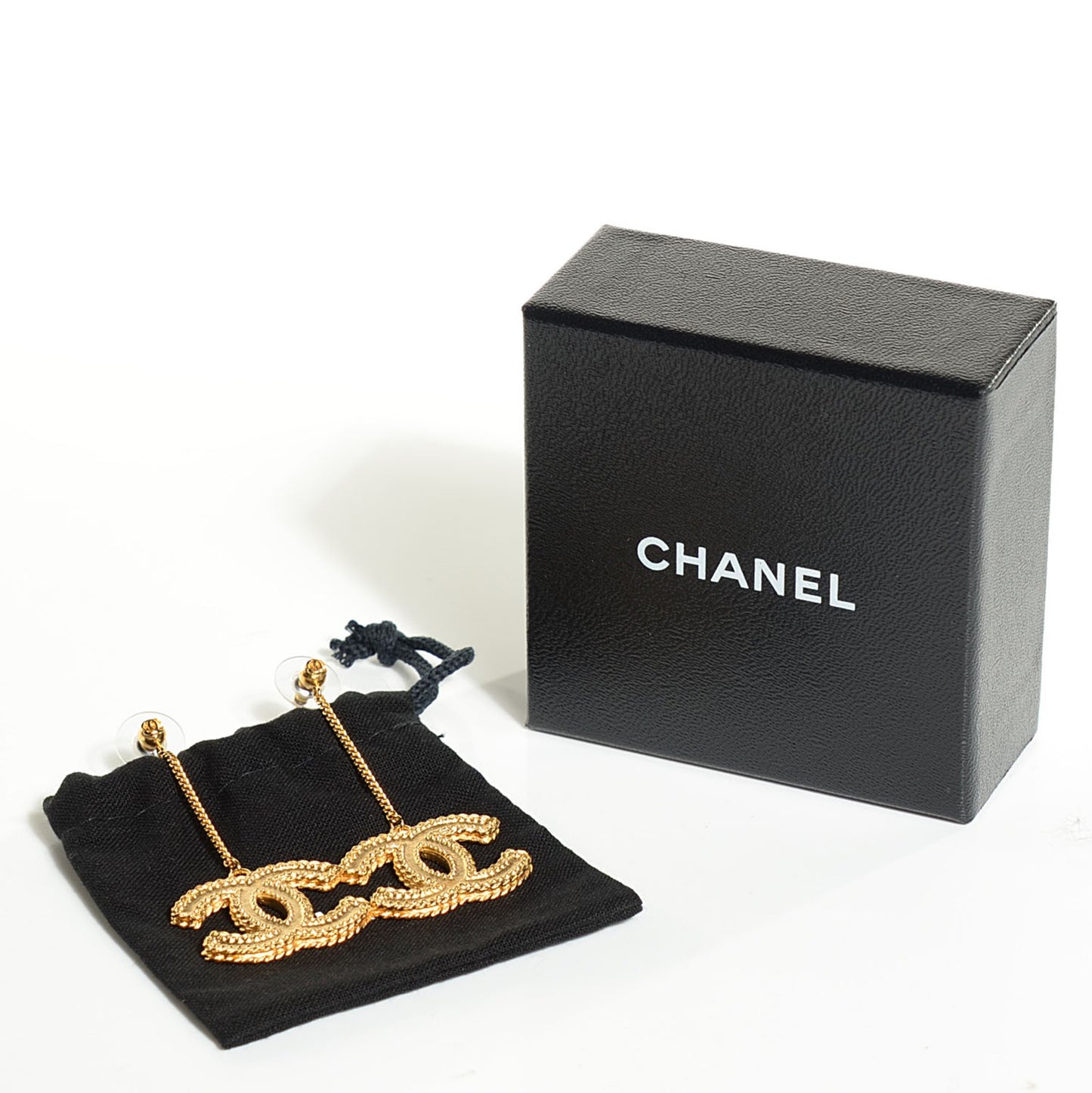 CC Drop Earrings Matte Gold