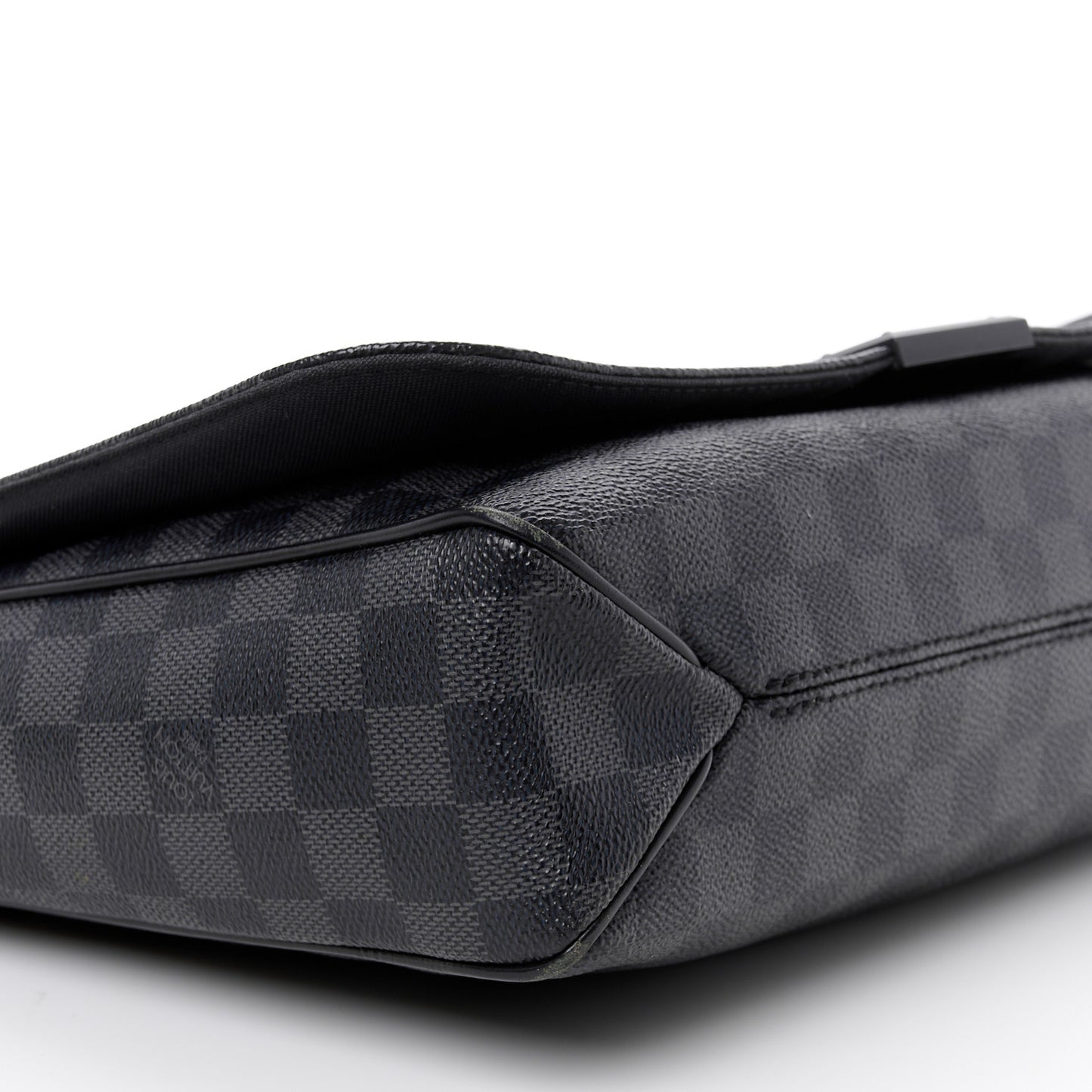 Damier Graphite District MM