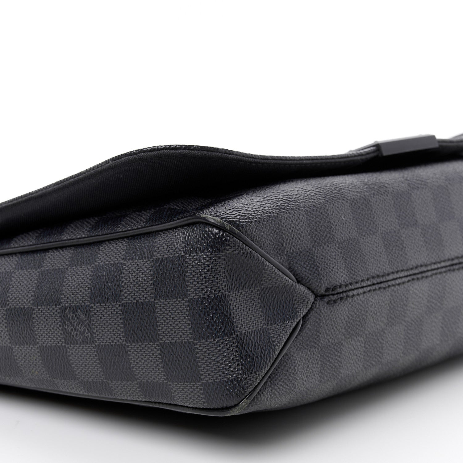 Louis Vuitton Damier Graphite District MM 8 of 10