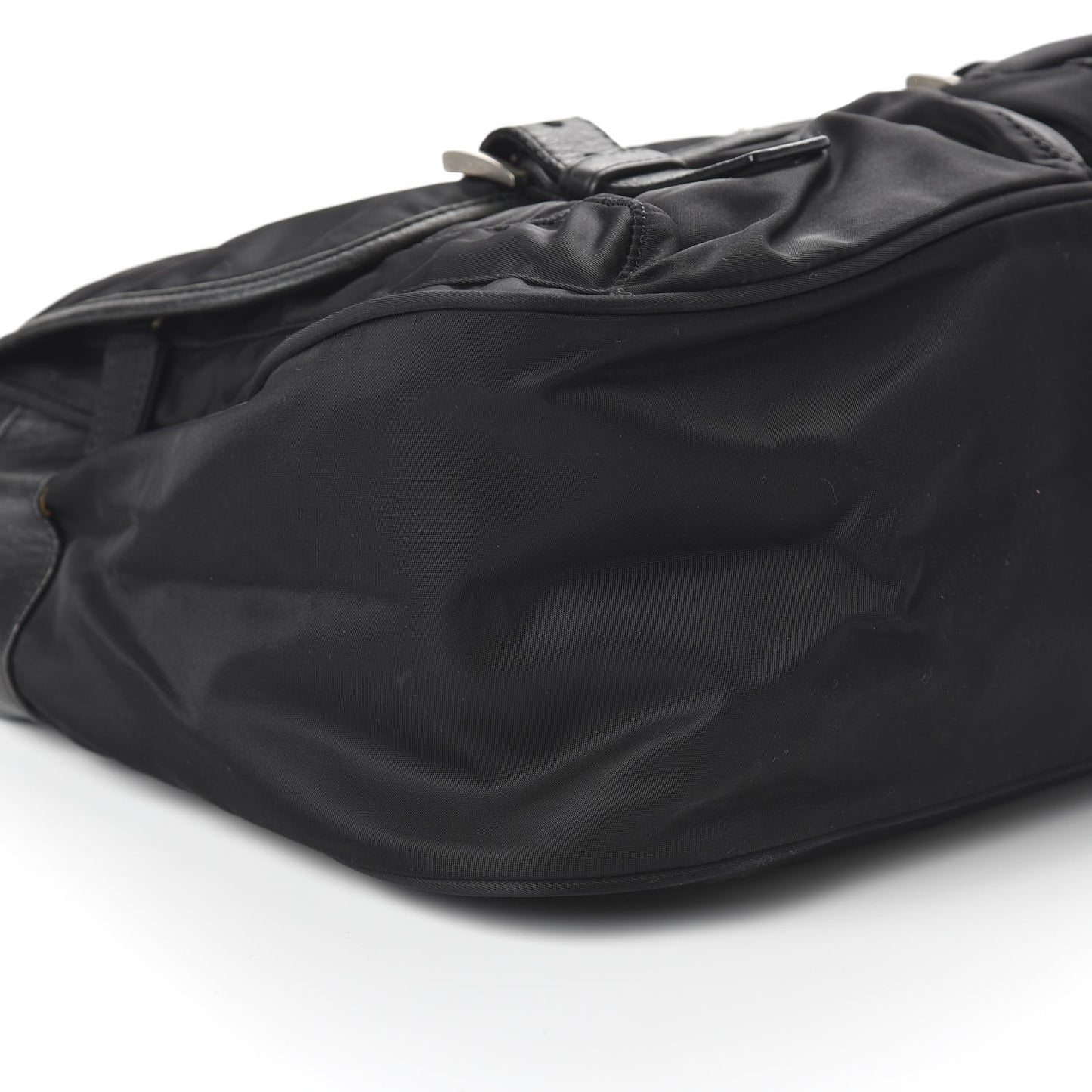 Nylon Vela Messenger Bag Black