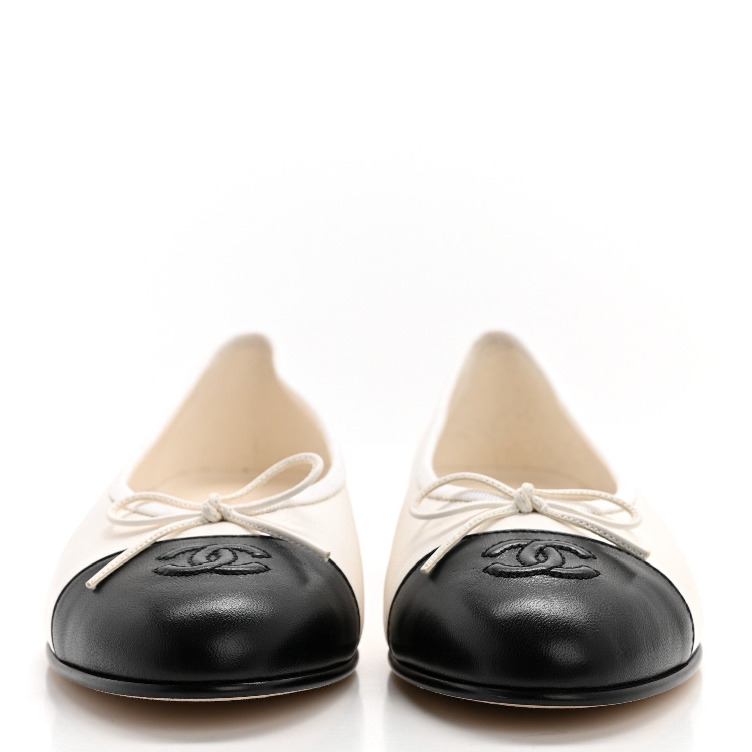 Chanel Lambskin Cap Toe CC Ballerina Flats 37.5 White Black 2 of 9
