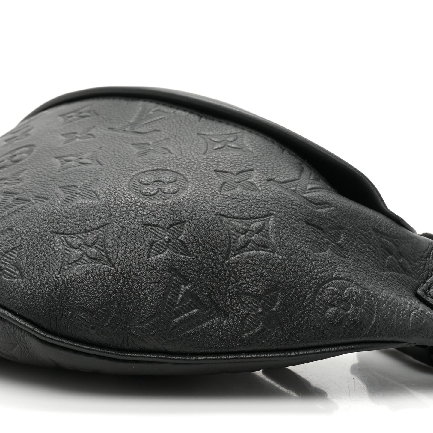 Calfskin Monogram Shadow Discovery Bumbag Black