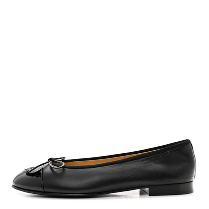 Chanel Lambskin Patent Cap Toe Ballerina Flats 38.5 Black 1 of 9