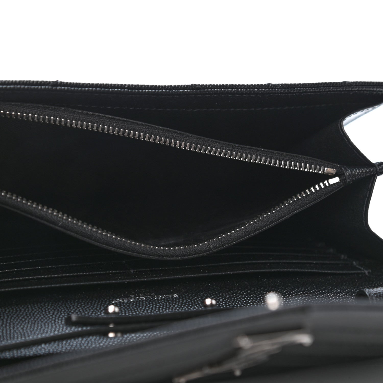 Saint Laurent Grain De Poudre Matelasse Chevron Monogram Chain Wallet Black 4 of 4