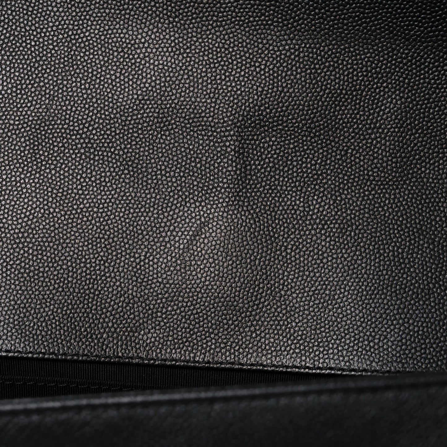 Caviar Quilted Medium Boy Flap So Black