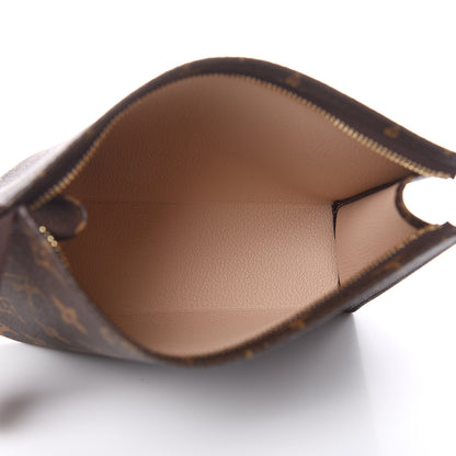 Louis Vuitton Monogram Toiletry Pouch 19 5 of 9