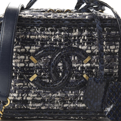 Chanel Tweed Snakeskin Quilted Small CC Filigree Vanity Case Black Ecru Silver 19 of 21