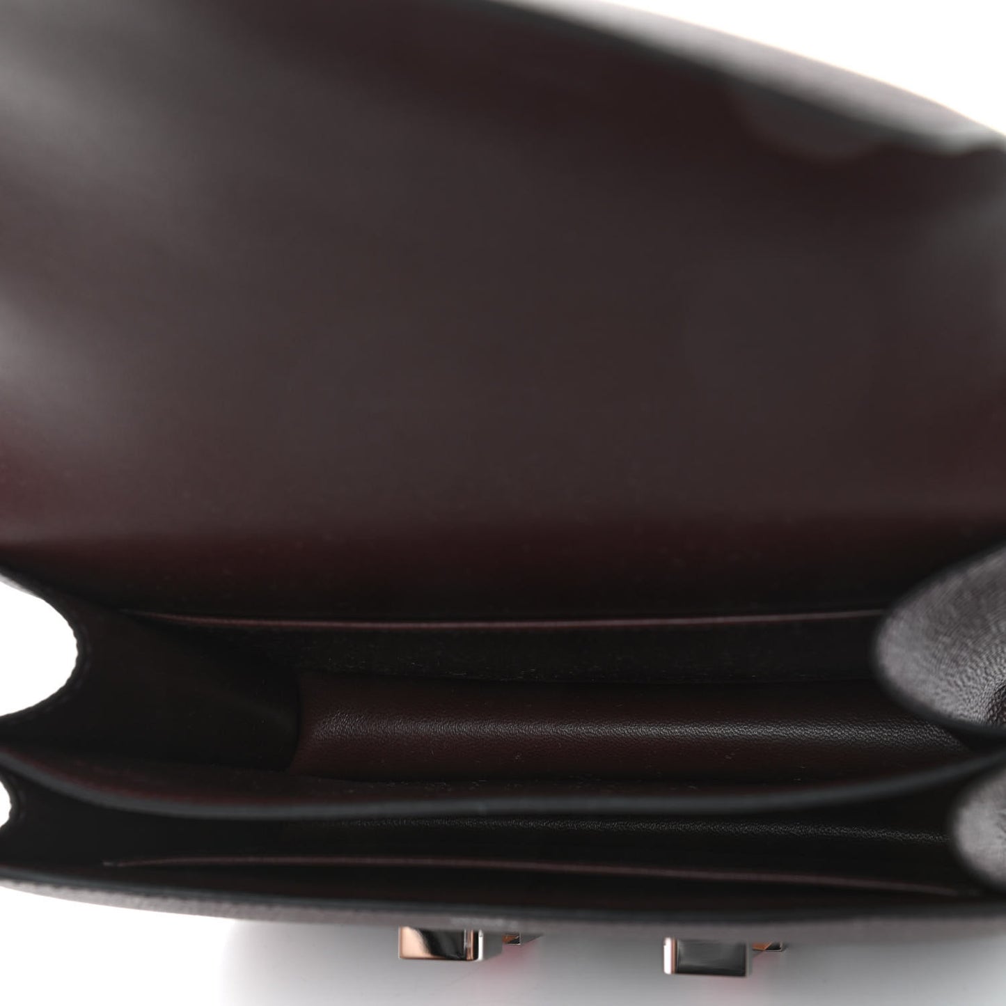 Epsom Enamel Constance 18 Rouge Sellier Framboise
