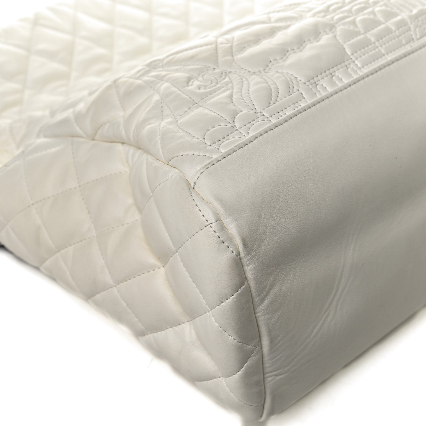 Lambskin Quilted Large Paris Moscou Red Square Bag Ivory