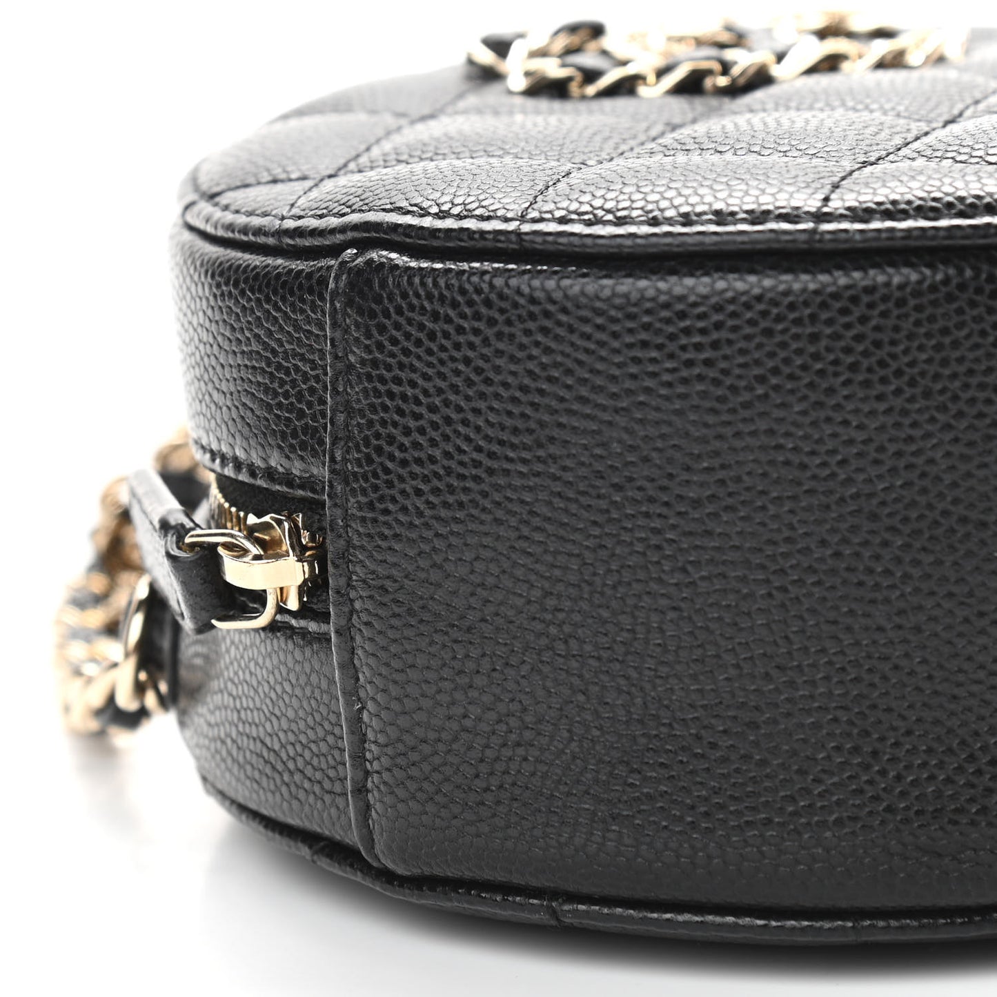 Caviar Quilted French New Wave Round Clutch With Chain Black