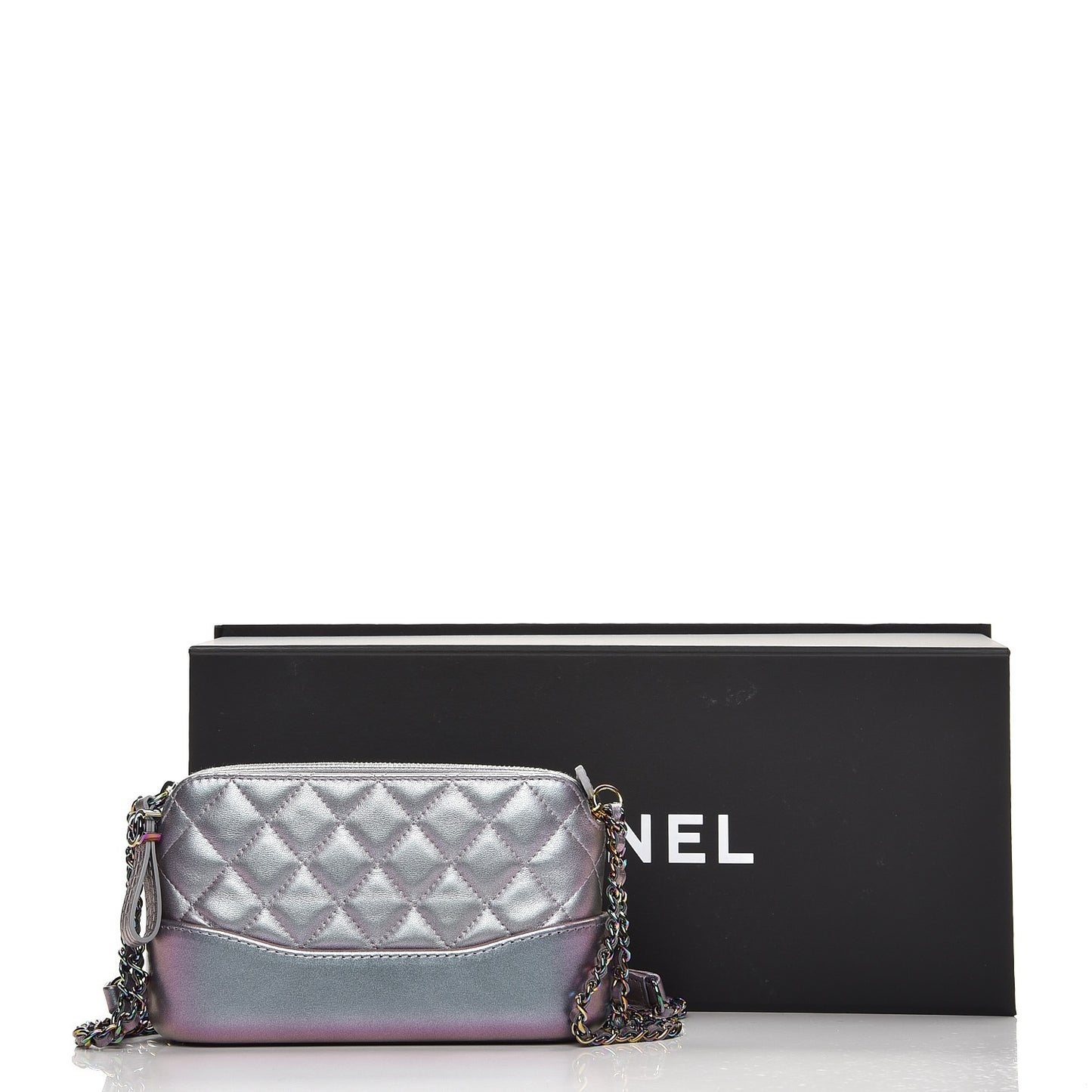 Iridescent Lambskin Calfskin Quilted Small Gabrielle Clutch With Chain Light Purple