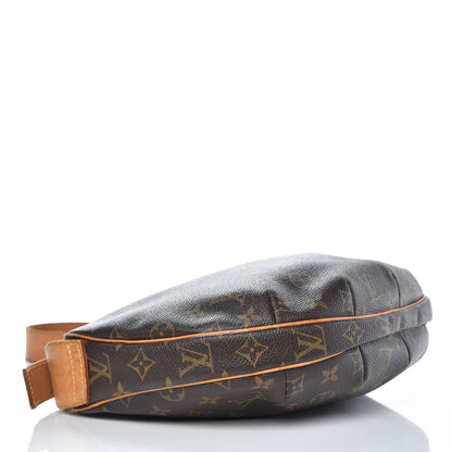 Louis Vuitton Monogram Croissant MM 4 of 11