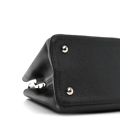 Louis Vuitton Taurillon Capucines MM Platino 7 of 8