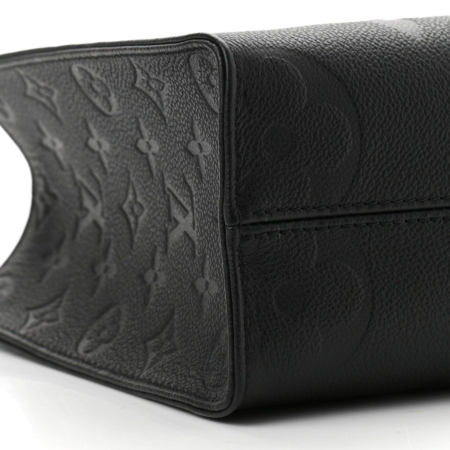 Empreinte Monogram Giant Onthego PM Black