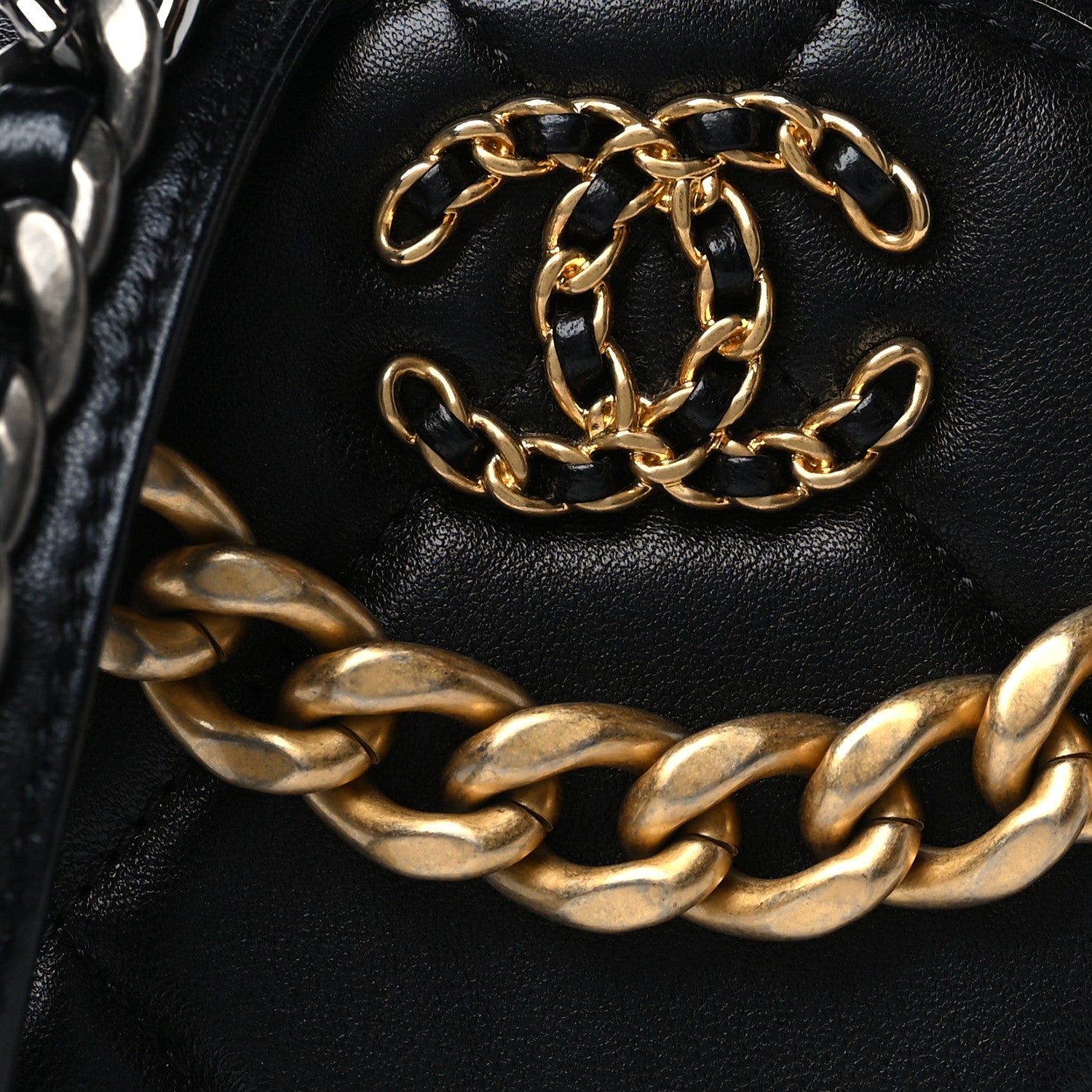 Chanel Lambskin Quilted Chanel 19 Round Clutch With Chain Black 8 of 10