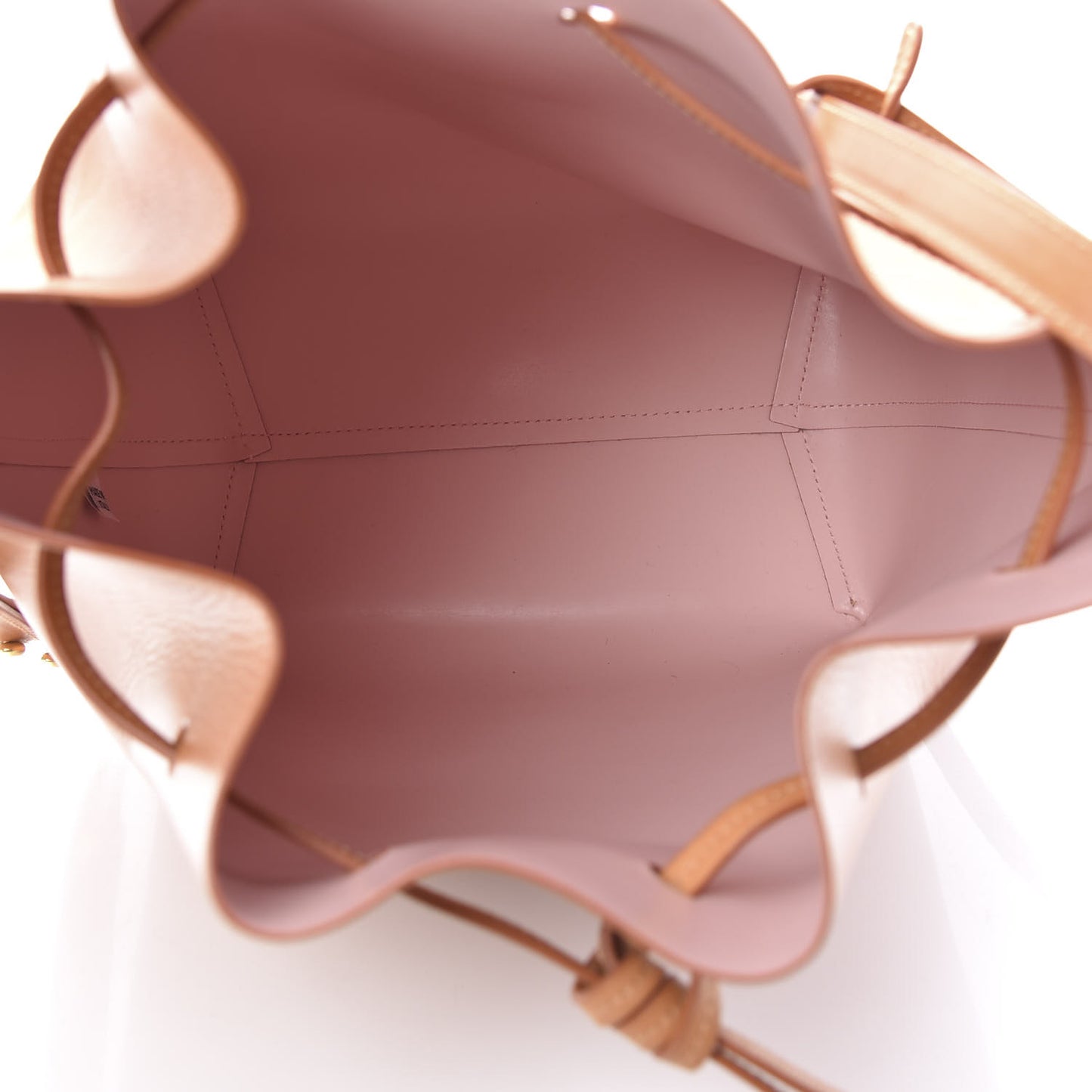 Vegetable Tanned Calfskin Bucket Bag Cammello Rosa