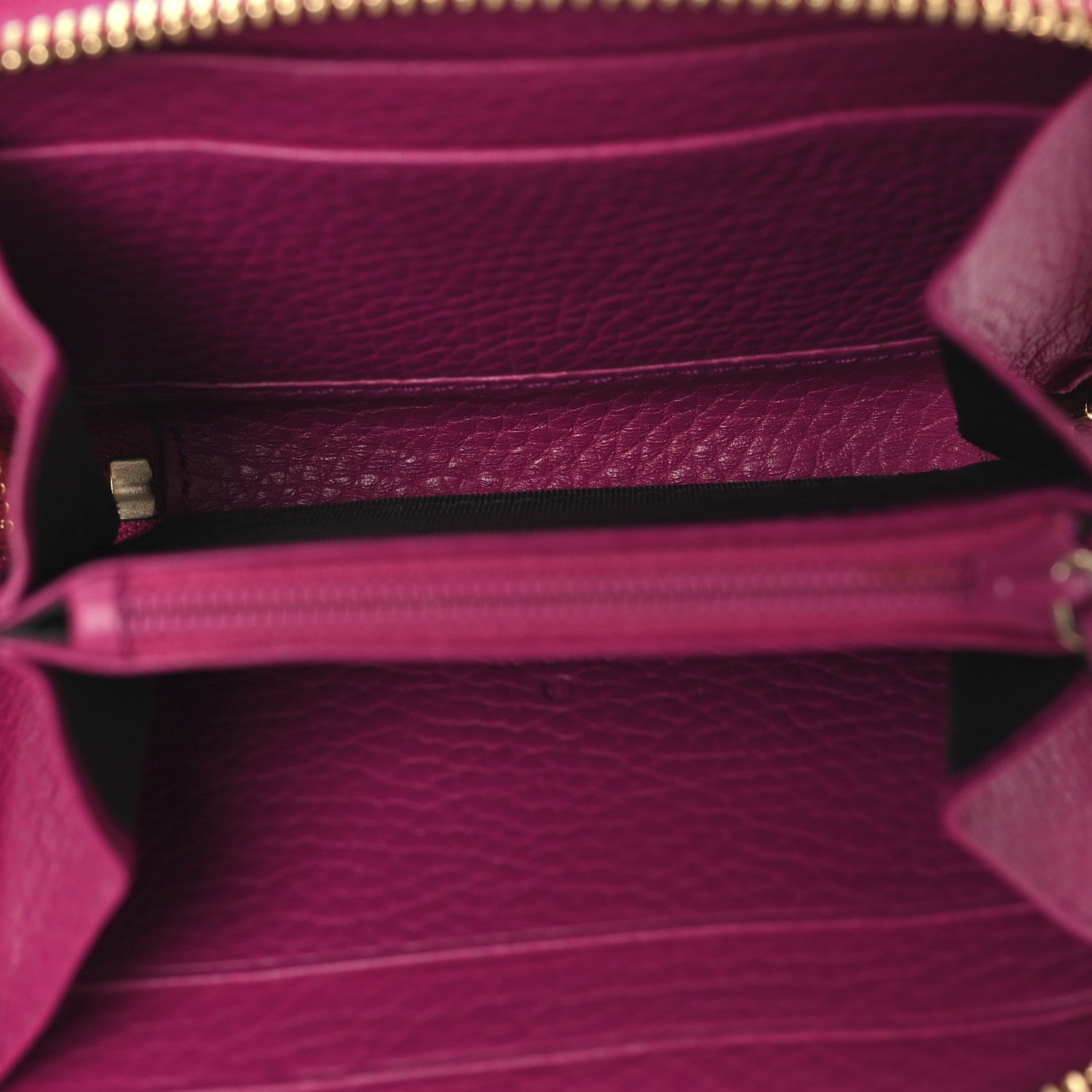 Gucci Pebbled Calfskin Soho Compact Disco Zip Around Wallet Bright Bougainvillea 5 of 8