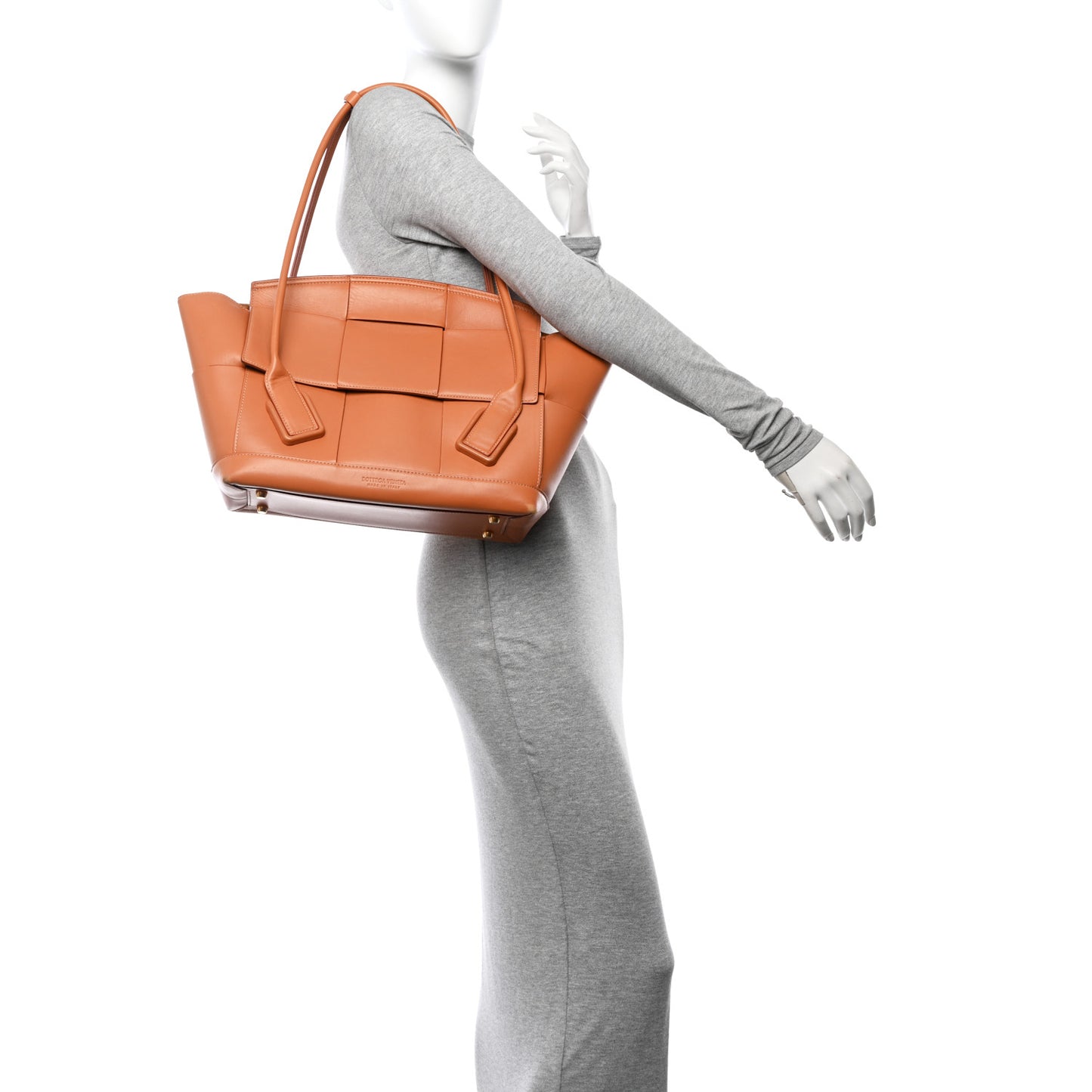 French Calfskin Maxi Intrecciato Medium Arco Caramel