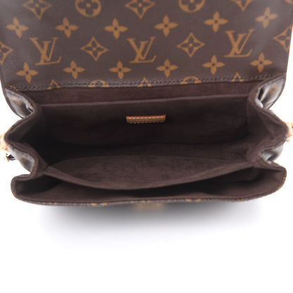 Louis Vuitton Monogram Pochette Metis 5 of 9