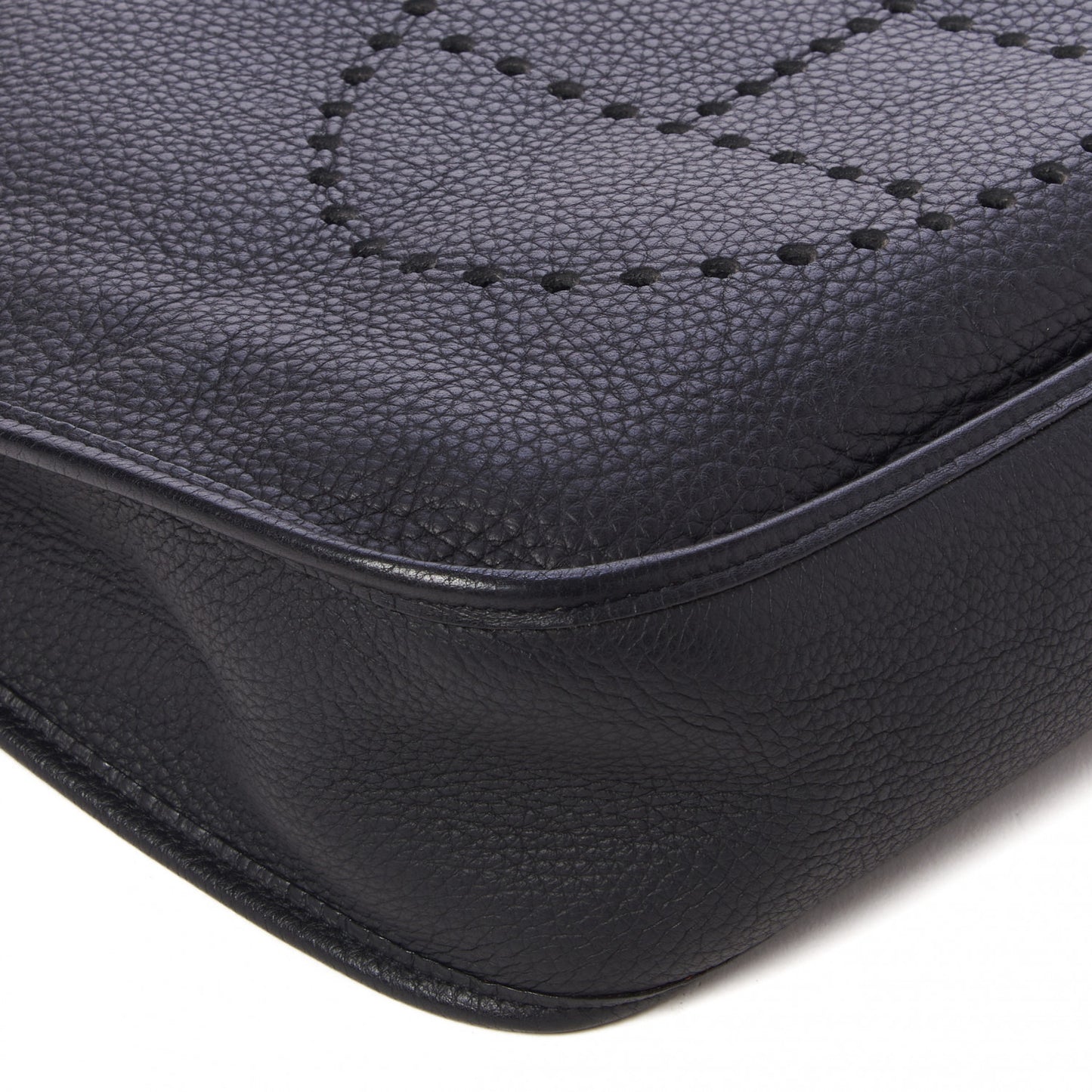 Taurillon Clemence Evelyne GM Black