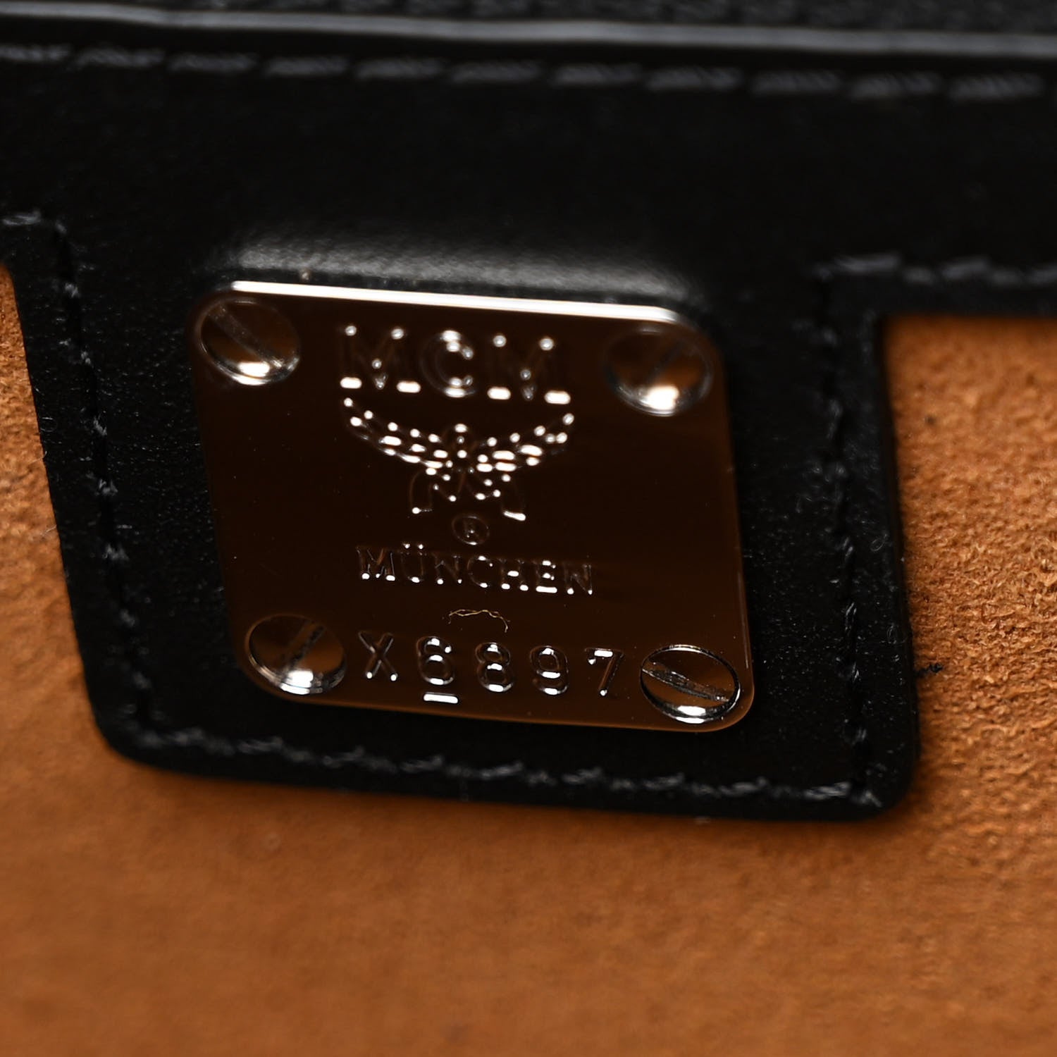 MCM Visetos Large Munchen Tote Black 8 of 12