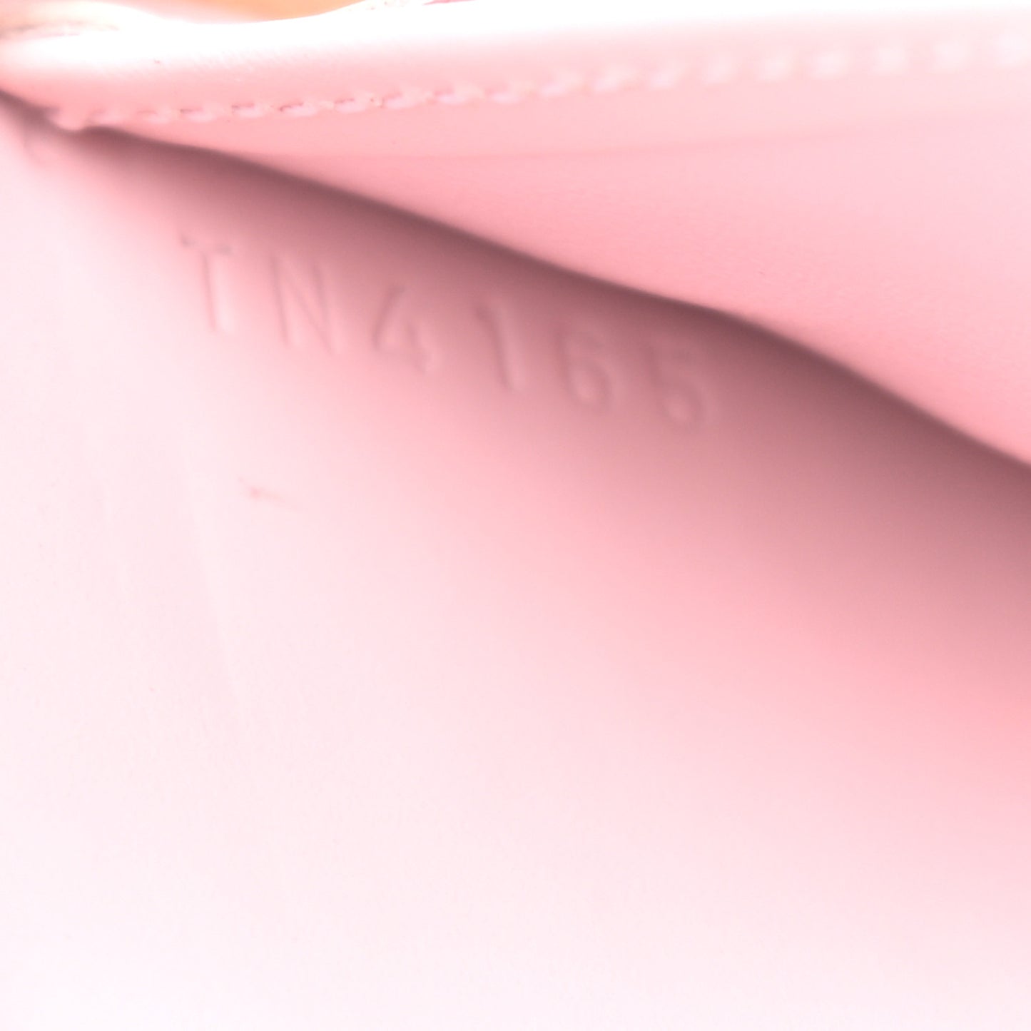 Vernis Rayures Zippy Wallet Dune