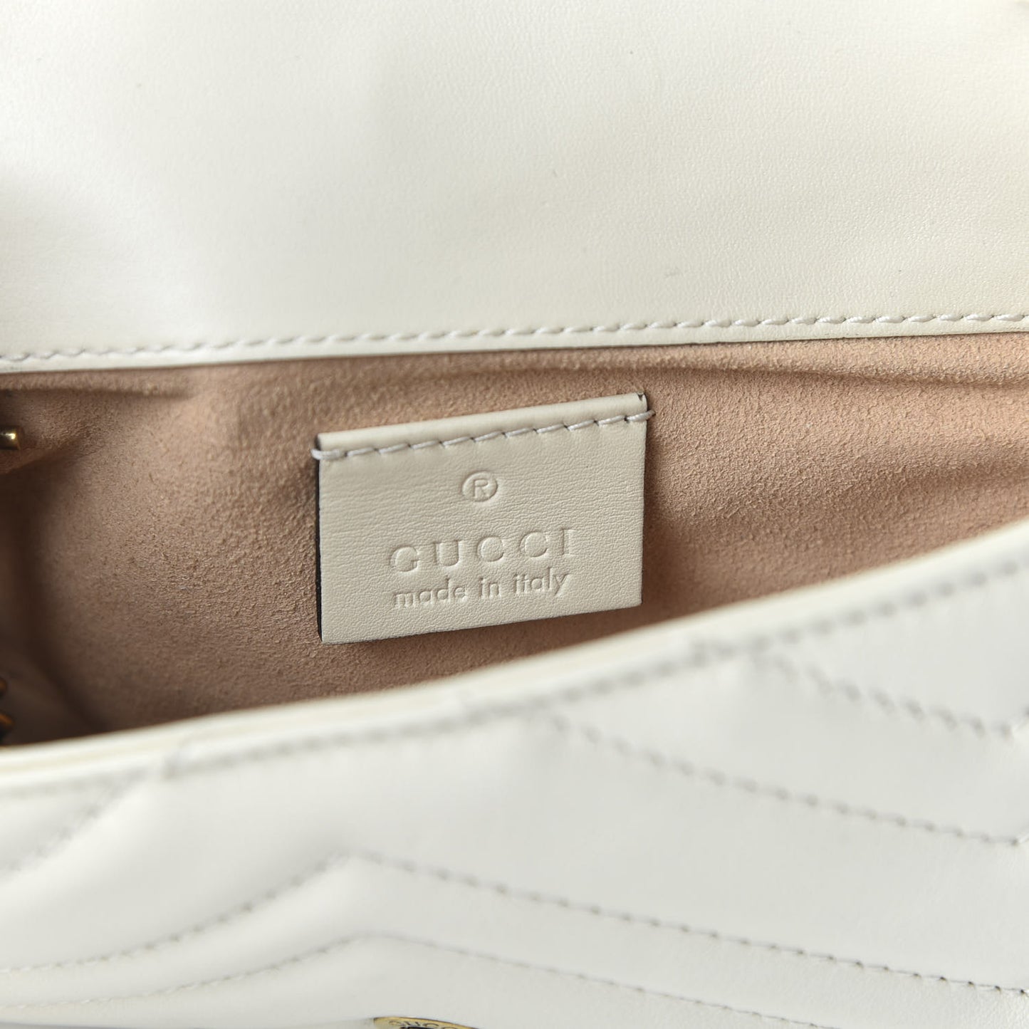 Calfskin Matelasse Super Mini GG Marmont Shoulder Bag White